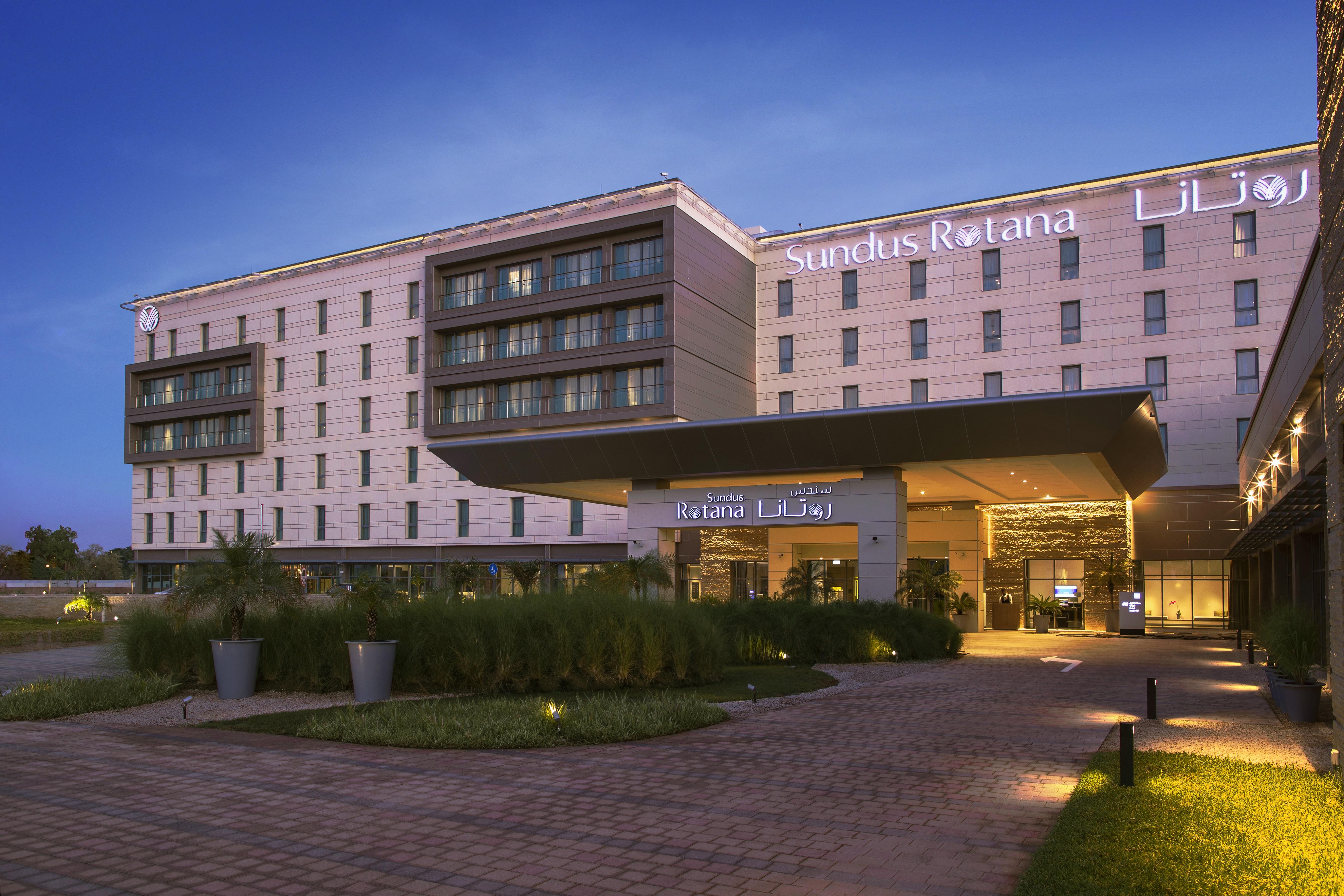 Novotel Muscat Airport Dış mekan fotoğraf